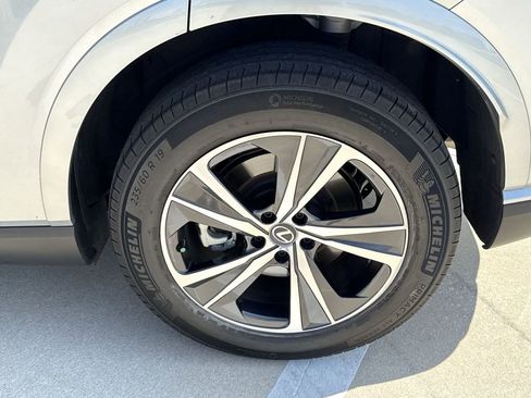 Used 2023 Lexus RX 350 Premium w/ Accessory Package FWD image 31