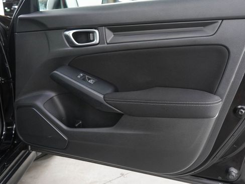 Used 2024 Honda Civic Sport image 9