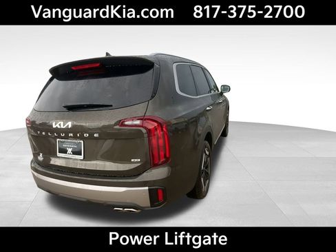 Certified 2025 Kia Telluride S image 9