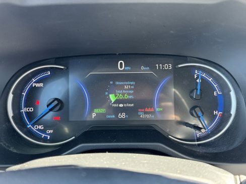 Used 2024 Toyota RAV4 XLE image 8