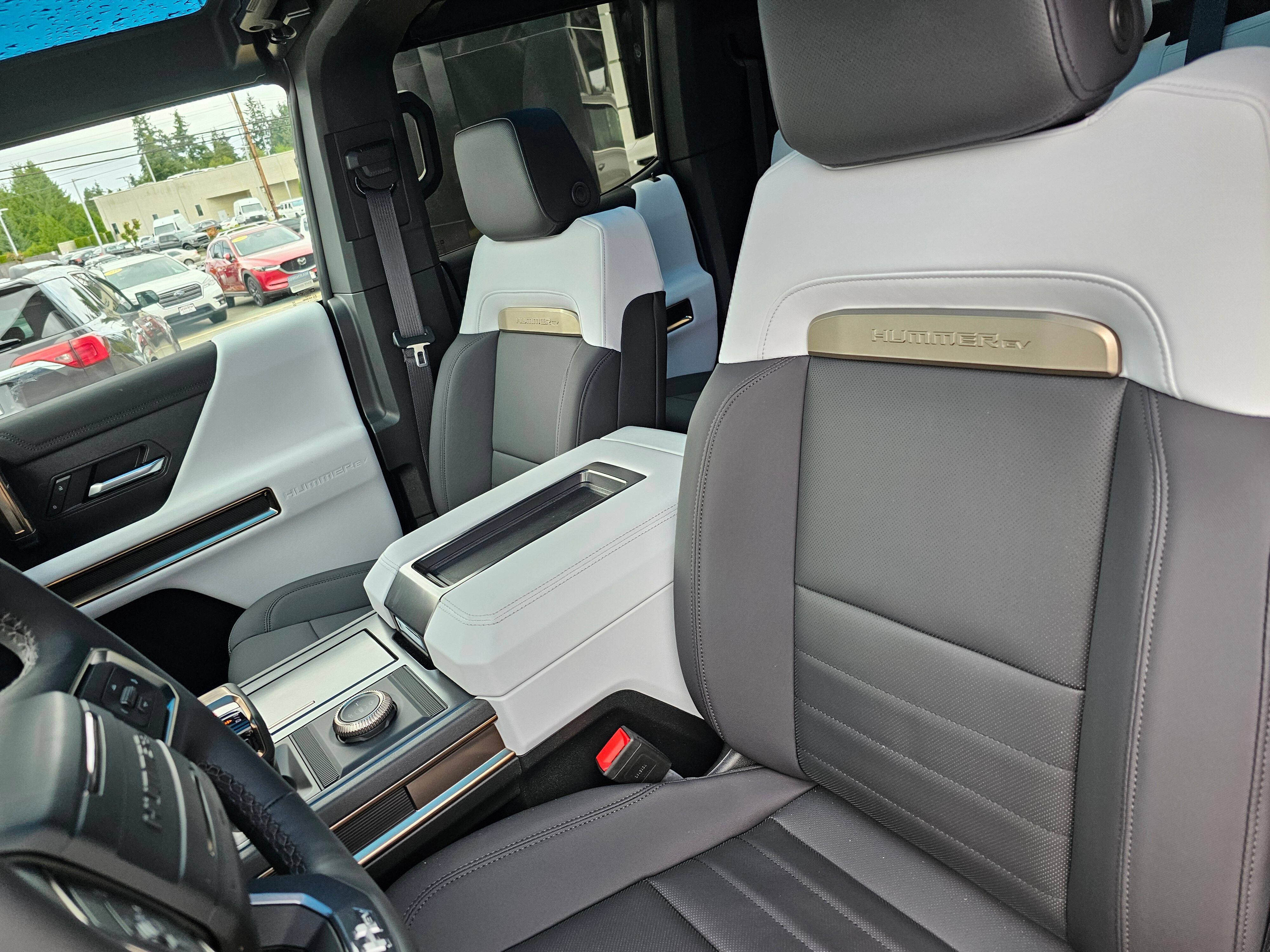 New 2024 GMC Hummer EV 2X AWD/4WD image 25