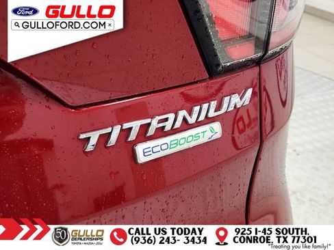 Used 2017 Ford Escape Titanium image 8