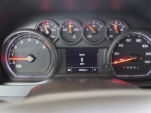 Used 2025 Chevrolet Silverado 2500 W/T w/ WT Convenience Package RWD image 29