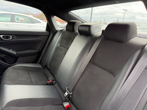 Used 2023 Honda Civic Sport image 31