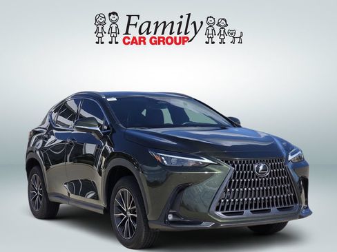 Used 2024 Lexus NX 250 FWD image 2