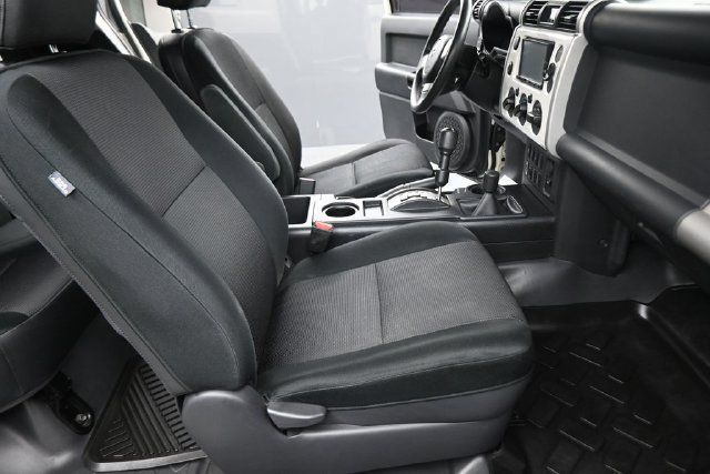 Used 2010 Toyota FJ Cruiser 4WD w/ Convenience Pkg image 23