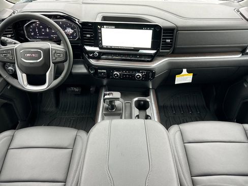 New 2026 GMC Sierra 1500 SLT image 11
