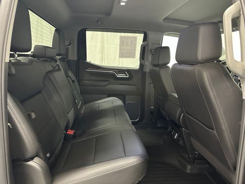 Used 2025 GMC Sierra 1500 SLT AWD/4WD image 55