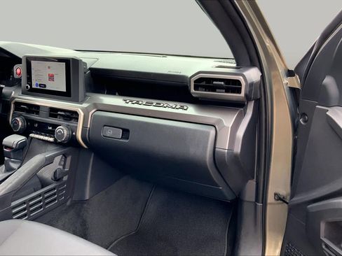 Used 2024 Toyota Tacoma TRD Sport RWD image 18