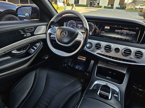 Used 2016 Mercedes-Benz S 550 Sedan image 25