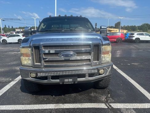 Used 2008 Ford F250 4x4 Crew Cab Super Duty image 1