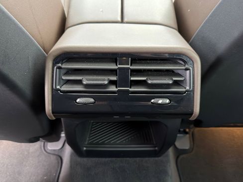 Certified 2024 BMW 530i w/ Premium Package image 16