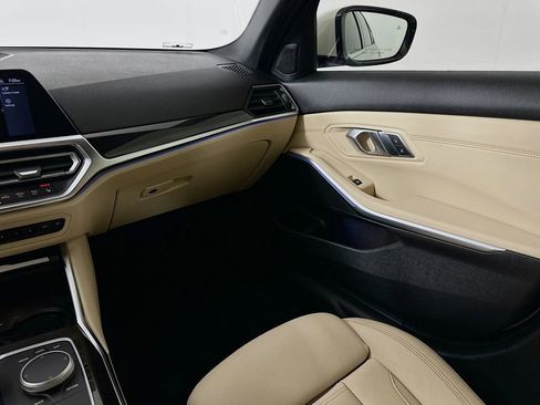 Used 2021 BMW 330i Sedan w/ Convenience Package image 24