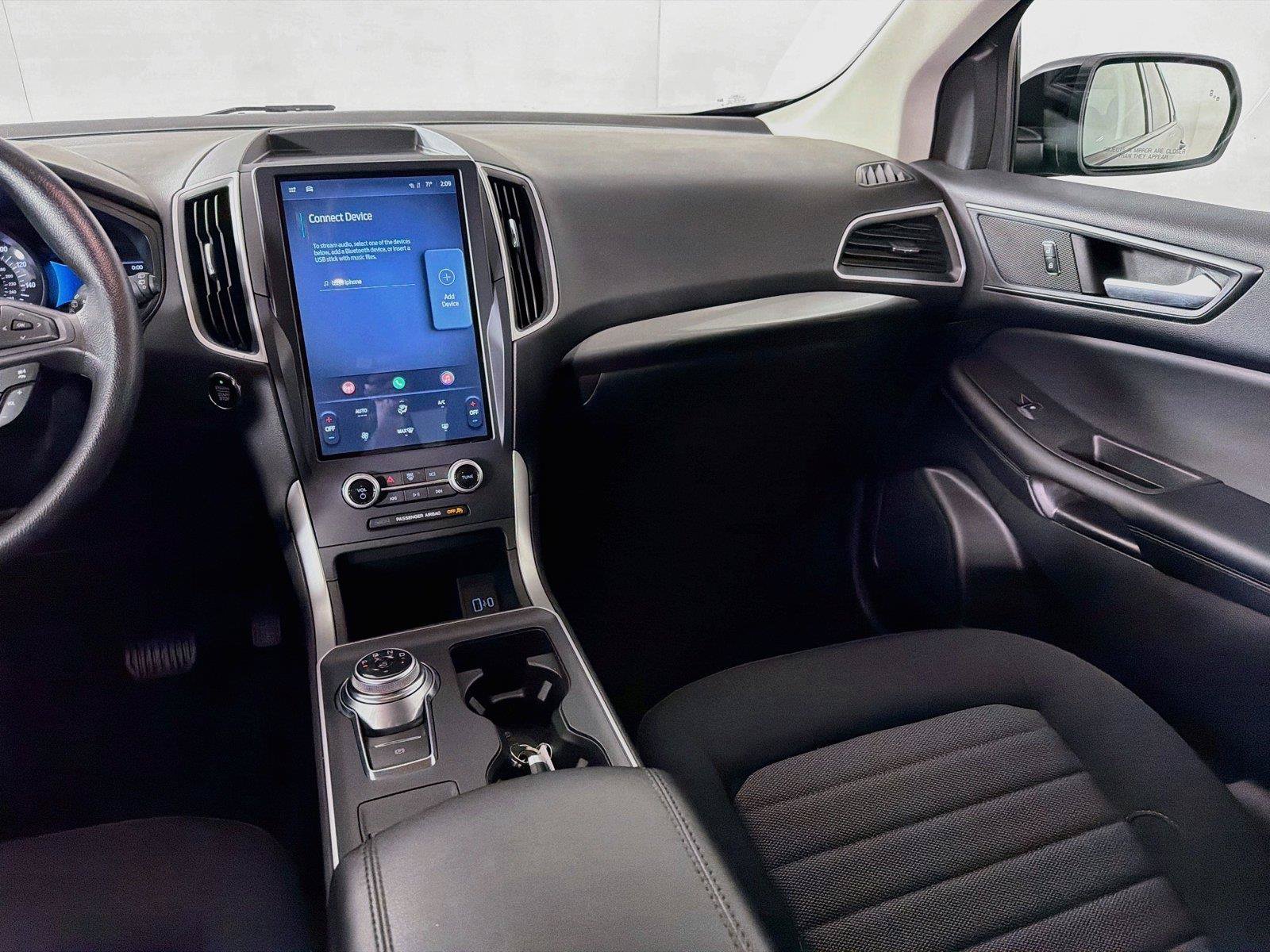 Used 2023 Ford Edge SE w/ Black Appearance Package AWD/4WD image 26