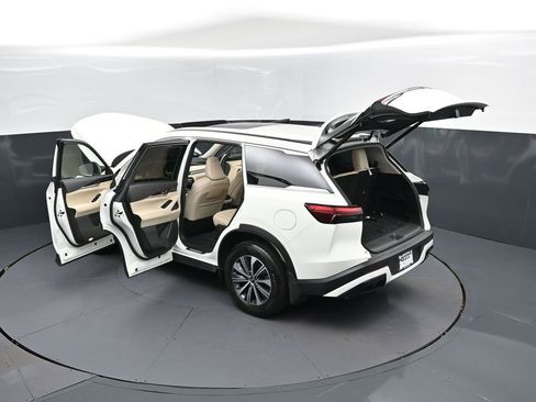 Used 2025 INFINITI QX60 Pure AWD/4WD image 31