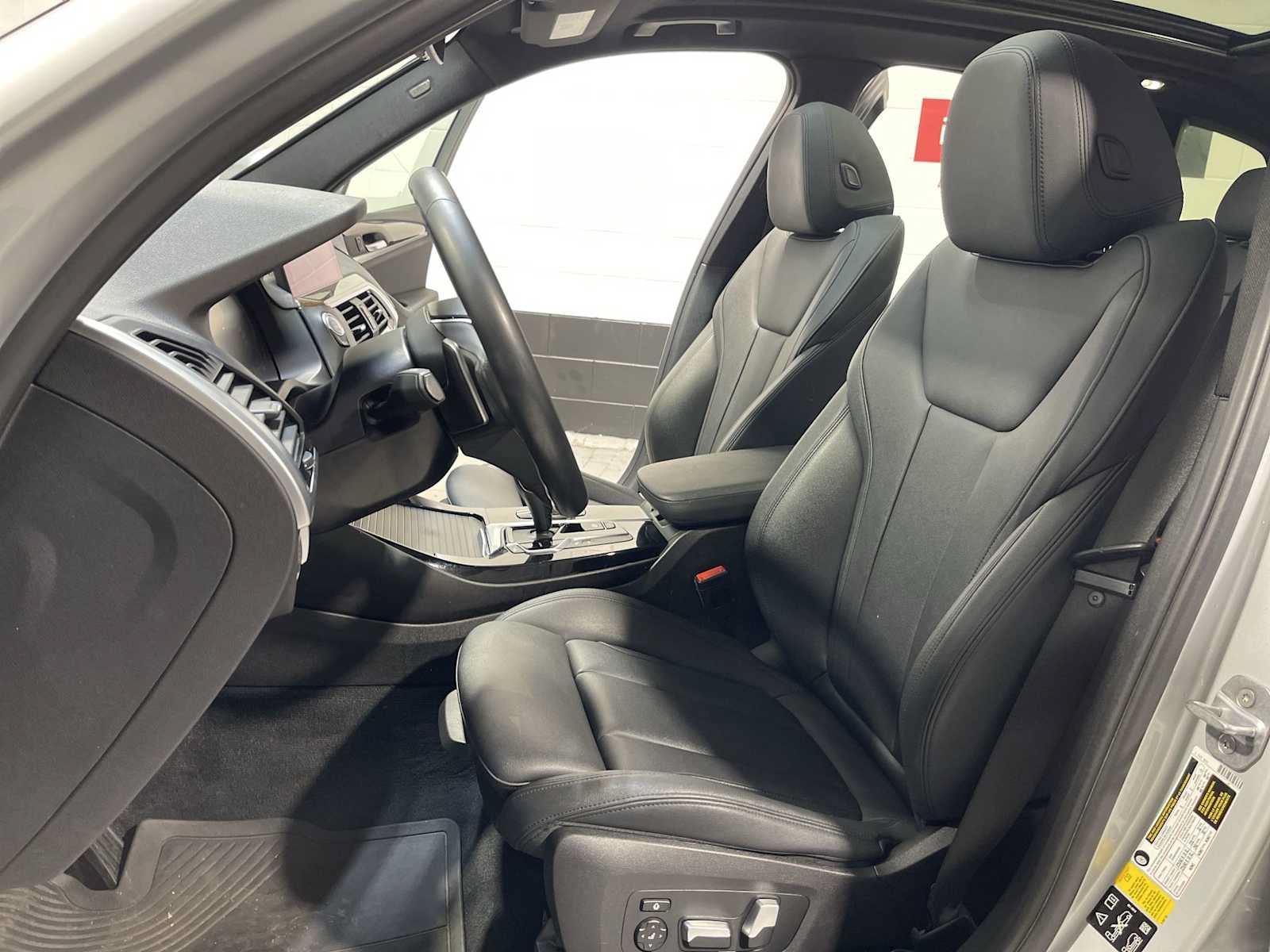 Used 2020 BMW X3 xDrive30i w/ Premium Package AWD/4WD image 11