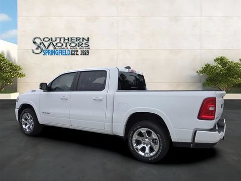 Used 2025 RAM 1500 Big Horn AWD/4WD image 3
