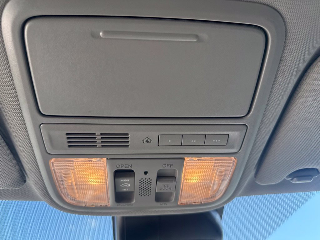 Used 2016 Honda Odyssey EX-L image 28