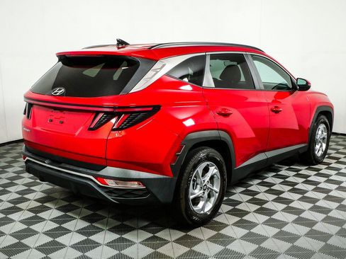 Used 2023 Hyundai Tucson SEL FWD image 3