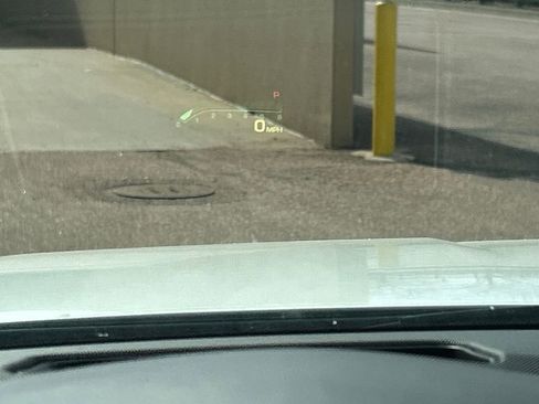 Used 2020 Cadillac Escalade ESV Premium Luxury image 36