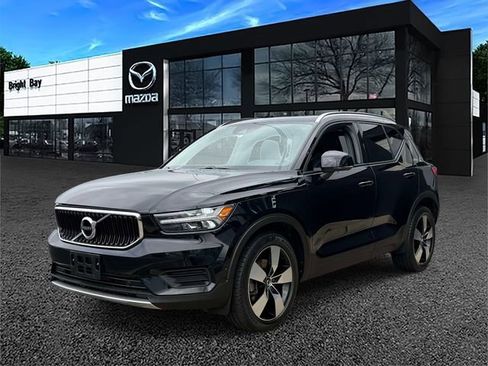 Used 2019 Volvo XC40 T5 Momentum AWD/4WD image 2