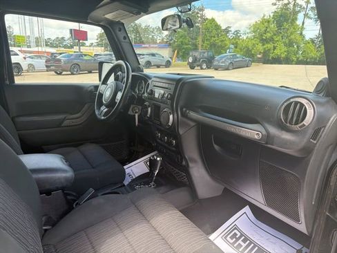 Used 2012 Jeep Wrangler Sport AWD/4WD image 14
