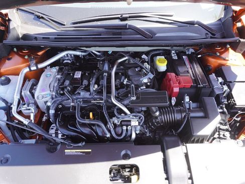 Certified 2025 Nissan Sentra SR w/ Trunk Package image 7