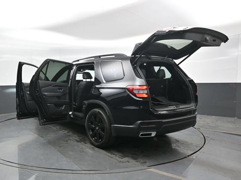Used 2023 Honda Pilot Elite image 50