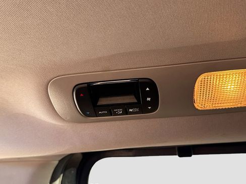 Used 2022 Honda Odyssey Elite image 27