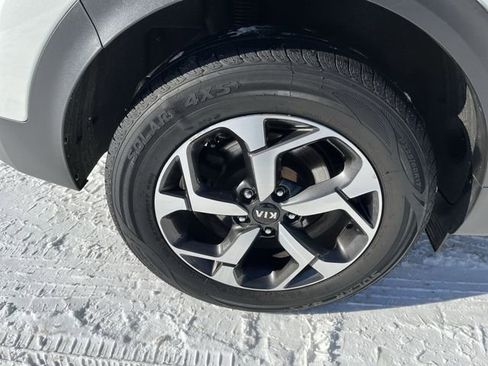 Used 2022 Kia Sportage LX image 20