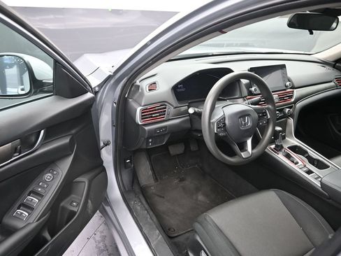 Used 2022 Honda Accord LX image 10