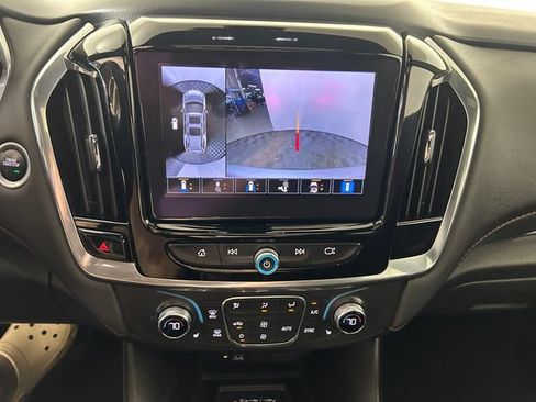 Used 2023 Chevrolet Traverse RS w/ LPO, Floor Liner Package AWD/4WD image 23