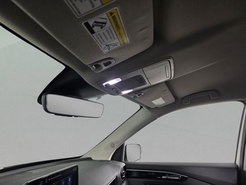 Used 2023 Honda Pilot EX-L image 12