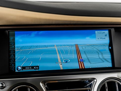 Used 2013 Rolls-Royce Ghost image 40