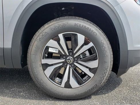 New 2026 Volkswagen Atlas SE image 12