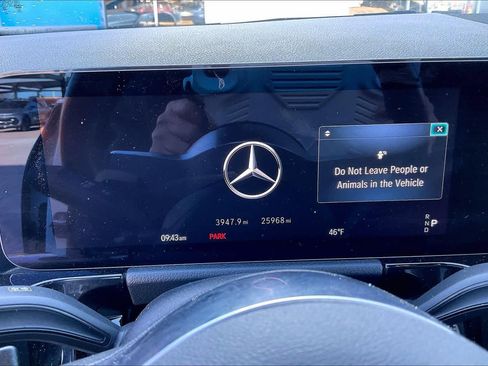 Used 2025 Mercedes-Benz GLA 250 image 49