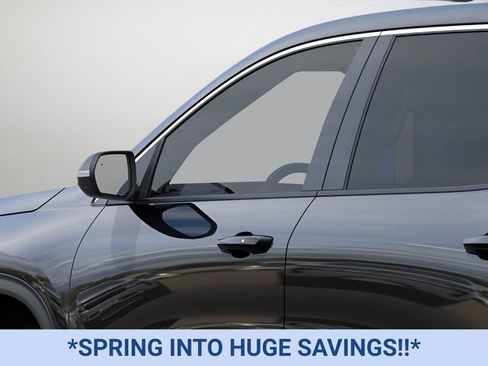 New 2026 Chevrolet Traverse LT image 12