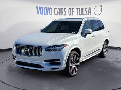 New 2025 Volvo XC90 T8 Plus w/ Protection Package Premier