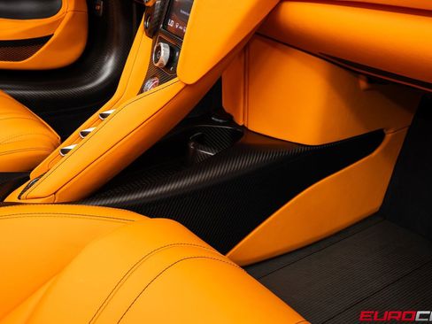 Used 2022 McLaren 765LT RWD image 39