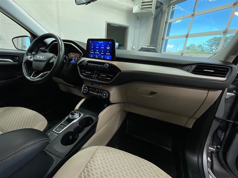 Used 2021 Ford Escape SE w/ Cold Weather Package AWD/4WD image 32