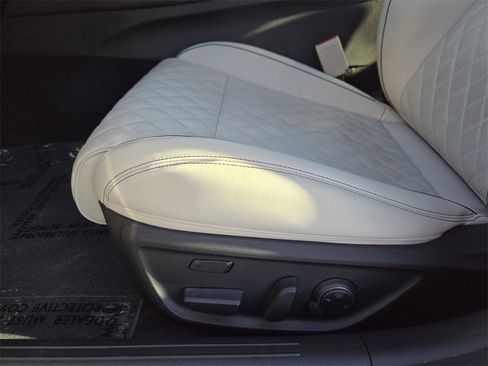 Used 2024 Genesis G70 3.3T Advanced w/ Sport Prestige Package image 25