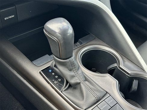 Used 2023 Toyota Camry SE image 31