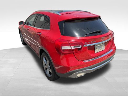 Used 2019 Mercedes-Benz GLA 250 4MATIC image 4