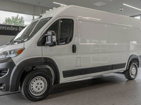 Used 2024 RAM ProMaster 3500 w/ Power Group FWD image 3