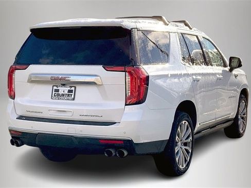 Used 2023 GMC Yukon Denali image 10