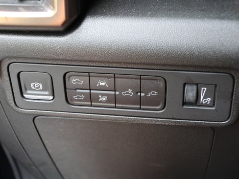 Used 2024 GMC Hummer EV 2X AWD/4WD image 15