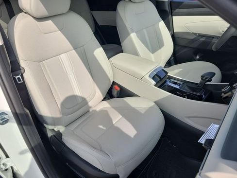 New 2026 Hyundai Tucson SEL image 18