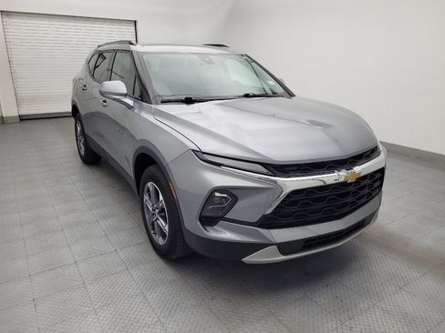 Used 2024 Chevrolet Blazer LT FWD image 13