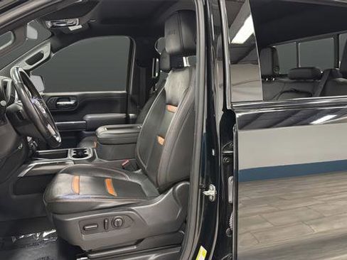 Used 2020 GMC Sierra 1500 AT4 w/ AT4 Premium Package AWD/4WD image 9