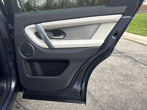 New 2025 Land Rover Discovery Sport Dynamic SE AWD/4WD image 16